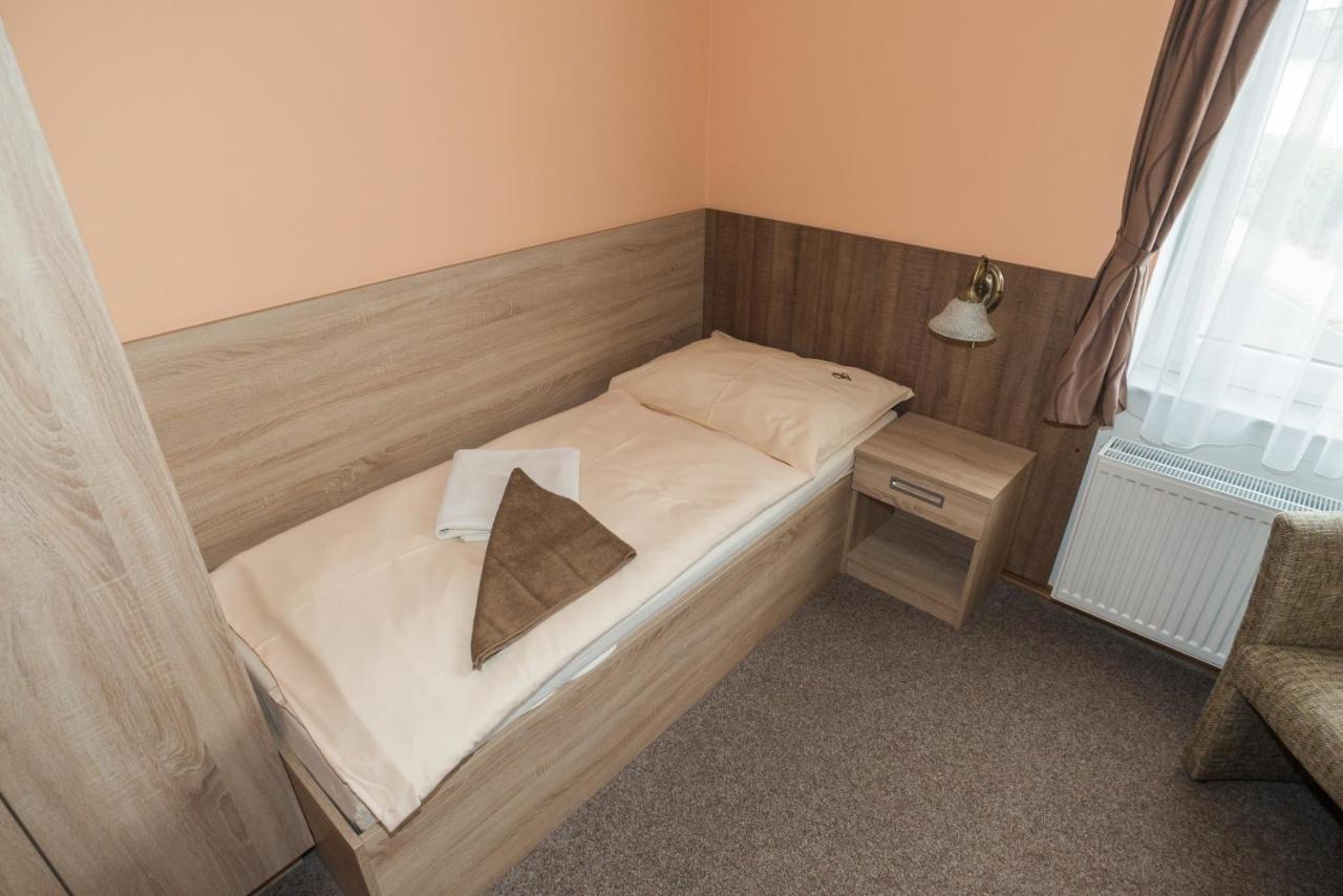Penzion Eduard Frantiskovy Lazne Bagian luar foto